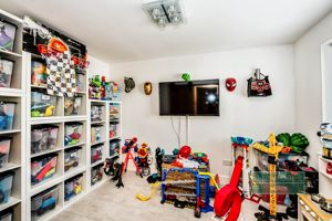 Photo 11- click for photo gallery